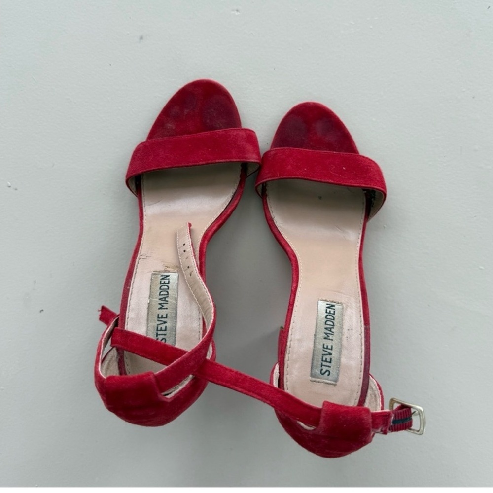 STEVE MADDEN SUPER COMFY HEELS/Red Suede BLOCK